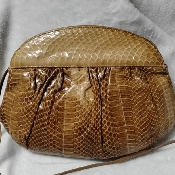 LOU-RAN Elegant Tan Snakeskin Leather Crossbody Bag! Mama Bought & Never Used! - Picture 2 of 7